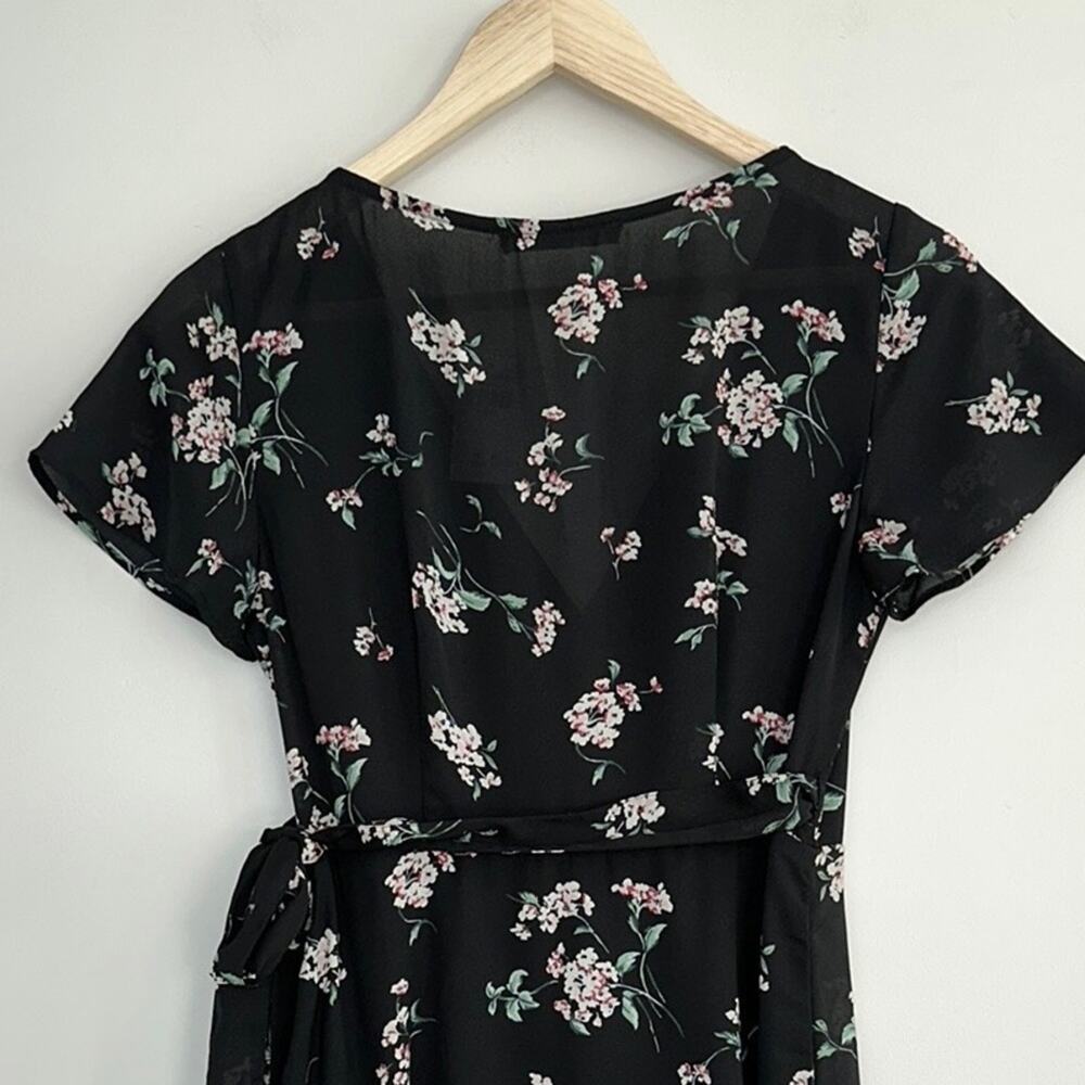 NWT Abercrombie & Fitch Floral Print Wrap Mini Dress Sz XS - Picture 4 of 7